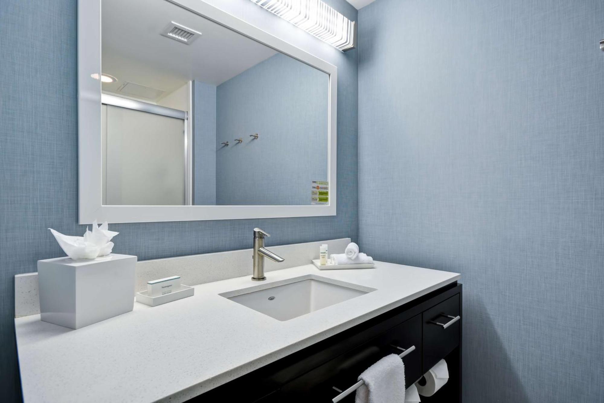 Home2 Suites By Hilton Charles Town Ngoại thất bức ảnh