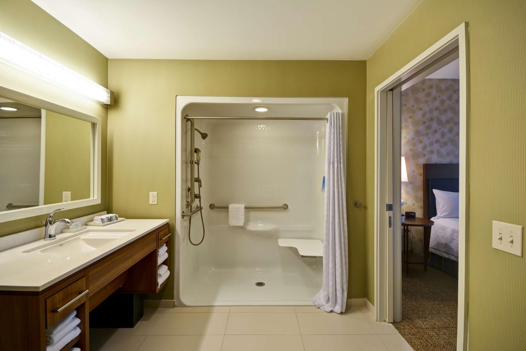Home2 Suites By Hilton Charles Town Ngoại thất bức ảnh